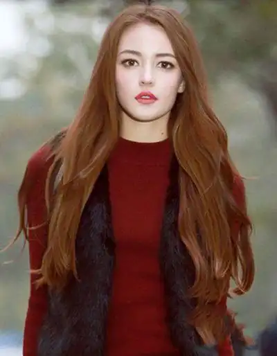 棕红色头发图片女