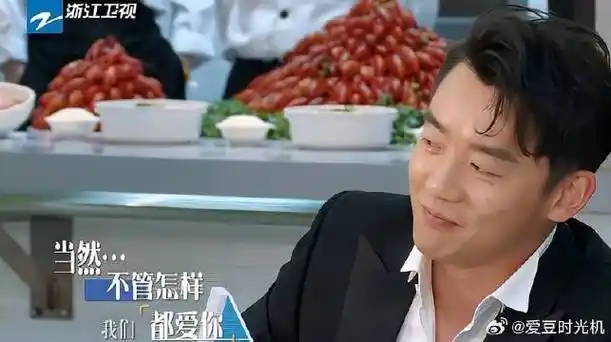 baby希望郑恺瘦20斤,郑恺在颜值上还是很自信!_新浪新闻