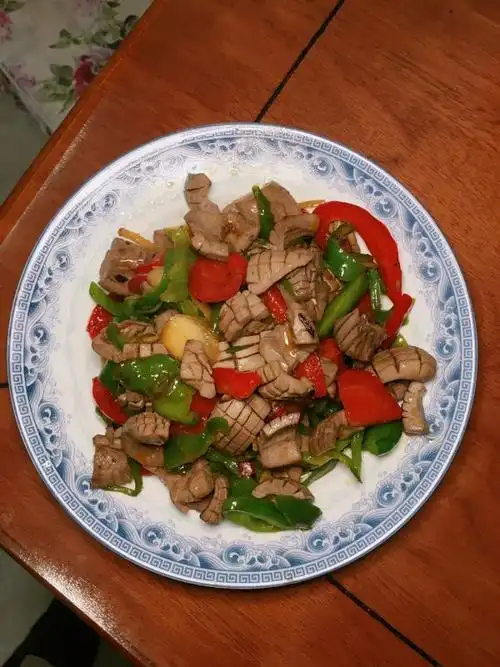 双椒爆炒腰花的做法_菜谱_豆果美食