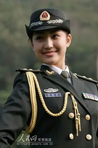 中国军服,帅气!