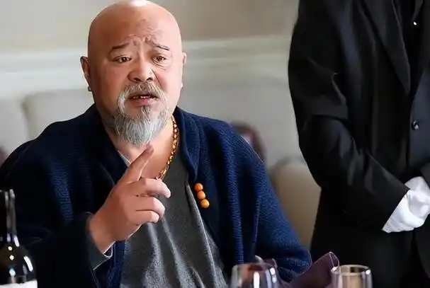 每天2包烟8两酒,68岁的"老戏骨"李琦,如今身体状况令人堪忧