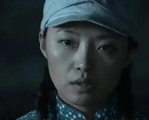 她才是《亮剑》中最漂亮的角色,秀琴,田雨,冯楠颜值被她碾压