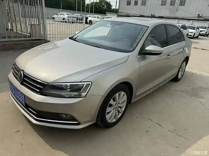 2015年9月新速腾,1.4t自动天窗,一手车跑了7.9万公