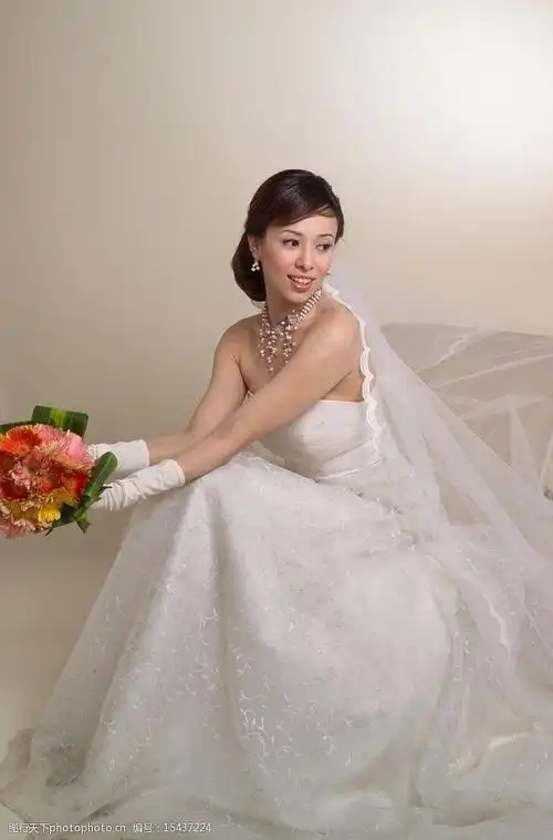 婚纱摄影样片美丽新娘图片
