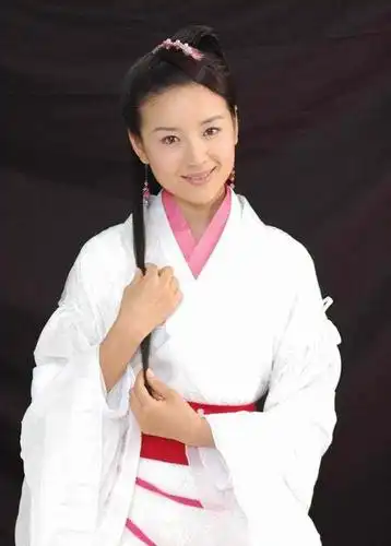 盘点董洁饰演祝英台时最漂亮的五个装扮,化蝶飞的红衣美到窒息!