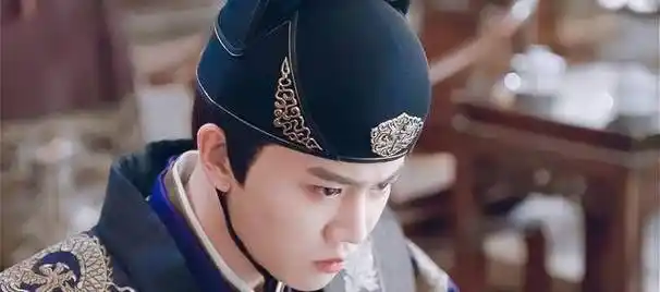 之前任嘉伦用眼神开车现在任嘉伦用眼神"杀人".