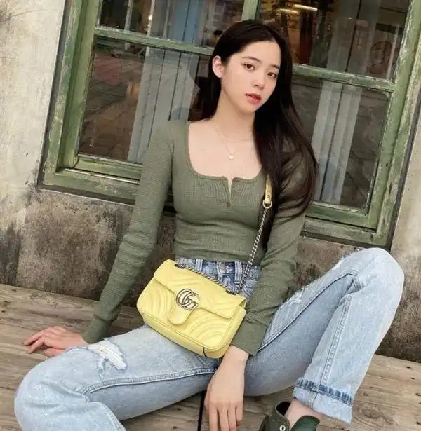 欧阳娜娜可爱唯美图片最美手机壁纸