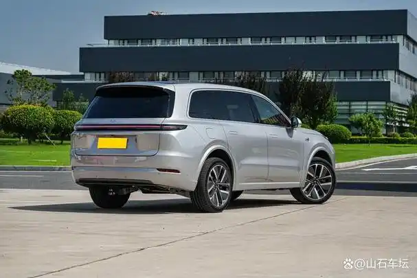 在刚上市的时候被称为"500万内最好的suv",不过从销量上看,理想l9的