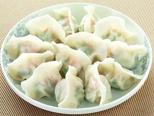 北方人常说:冬至不吃饺子,冻掉耳朵.