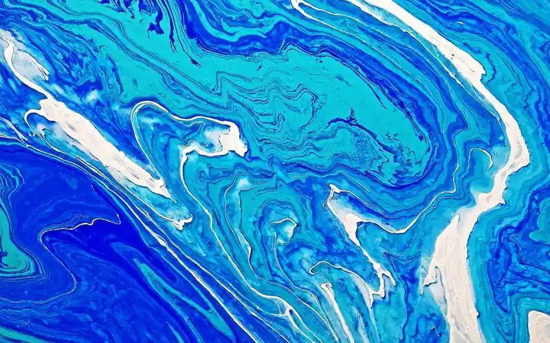 视觉冲击纸面流淌的蓝色多瑙河流体艺术