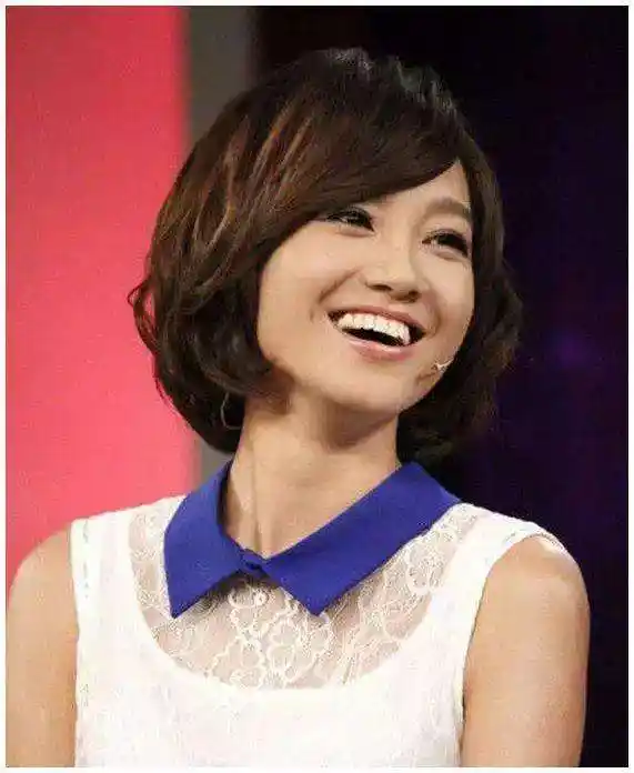 短发的朱丹还是很漂亮的