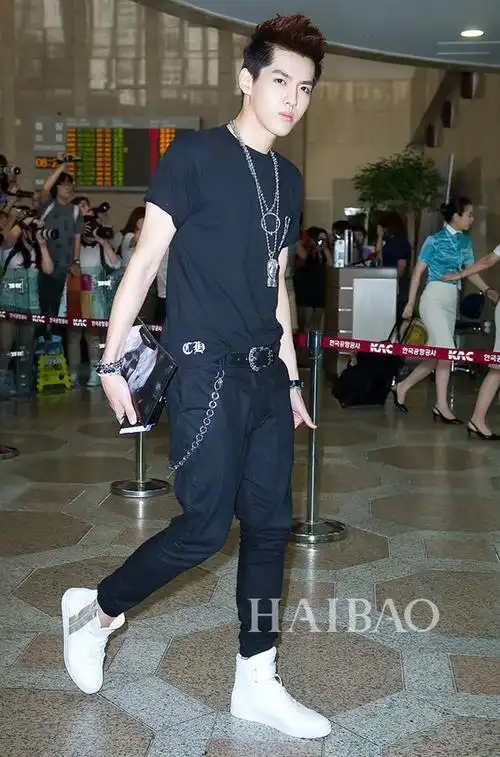 吴亦凡2013年6月8日机场街拍