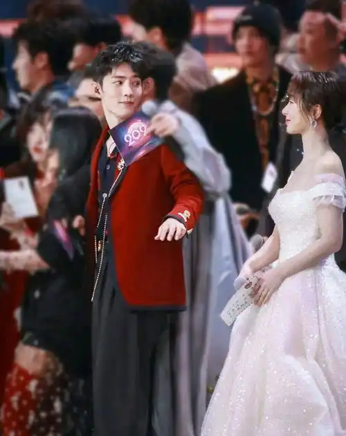 余生cp断层登顶,两人能否合体成最大悬念_杨紫_赵丽颖_王一博