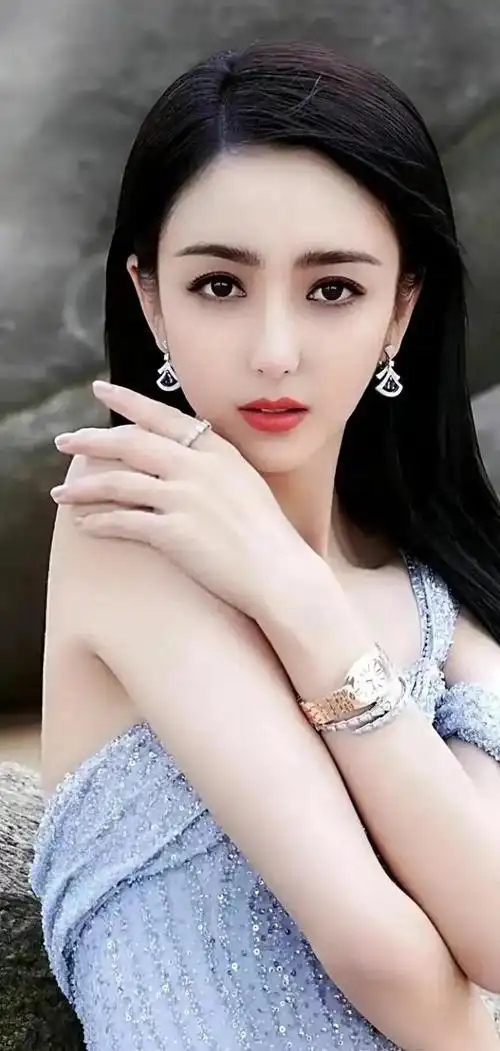 佟丽娅的16幅美照每帧照片皆是珍藏版