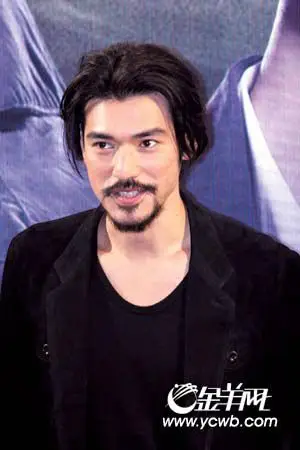 伤城四大主演只来一个金城武广州独领风骚