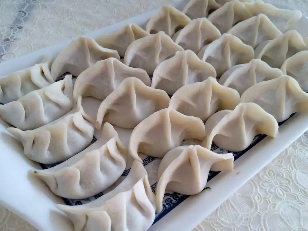 胡萝卜木耳肉馅水饺