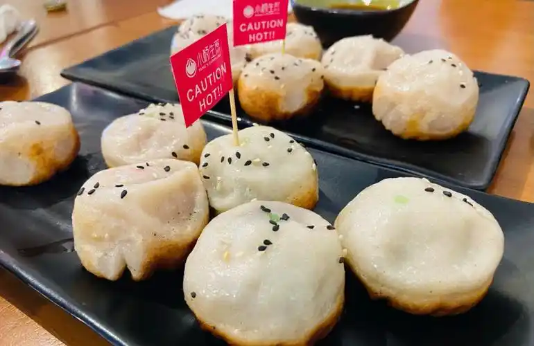 小杨生煎墨尔本新品酸菜猪肉生煎包