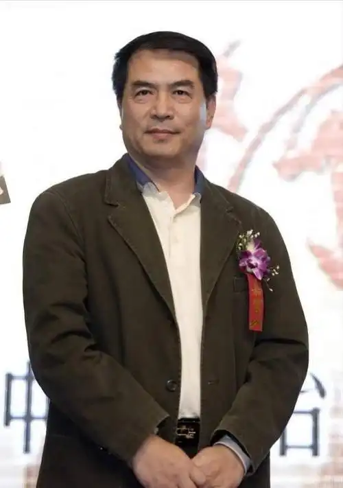 老戏骨廖京生历经坎坷成名史收获最爱的女人