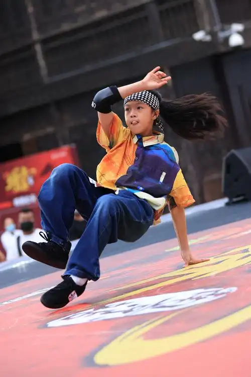 舞动金陵 青春无限 ——动感地带·2022中国街舞联赛(南京站)盛大开赛