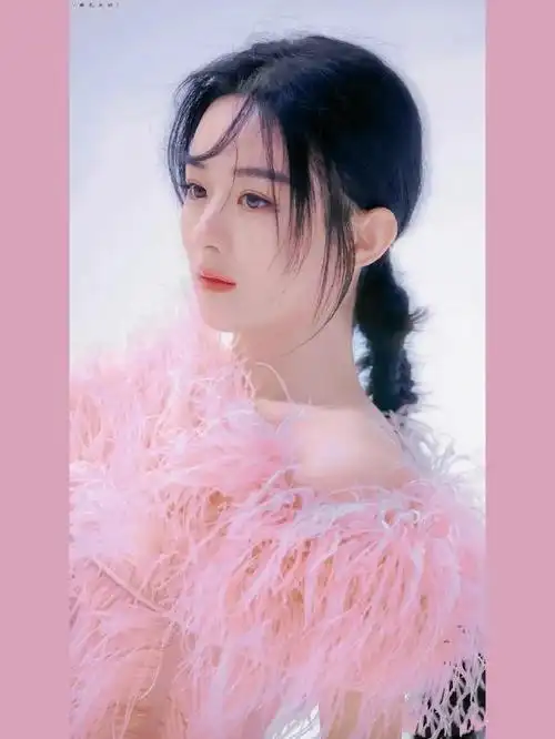 赵丽颖粉红梦幻写真
