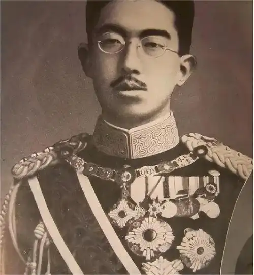 1989年日本裕仁天皇去世邀请中国参加葬礼中国正视历史