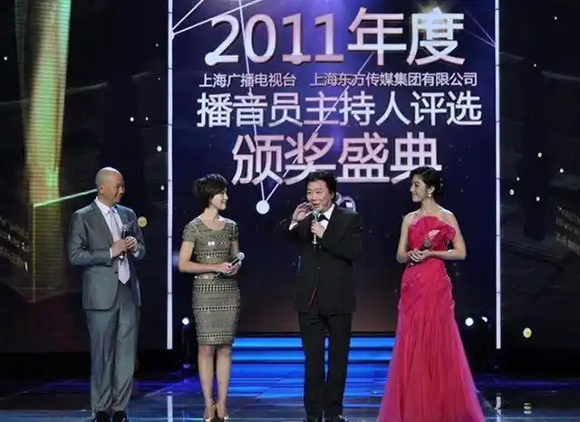 久未露面的上海著名主持人叶惠贤现身参演多部影视剧如今75岁