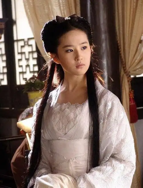 刘亦菲早年有多大胆?