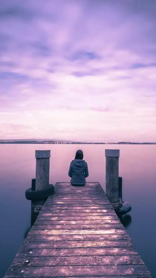 深夜,你是否也会想起那些属于我们的曾经呢?