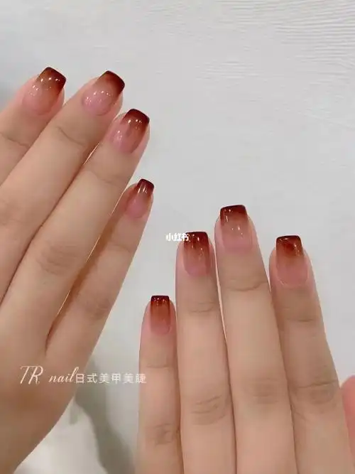 巧克力渐变色美甲97