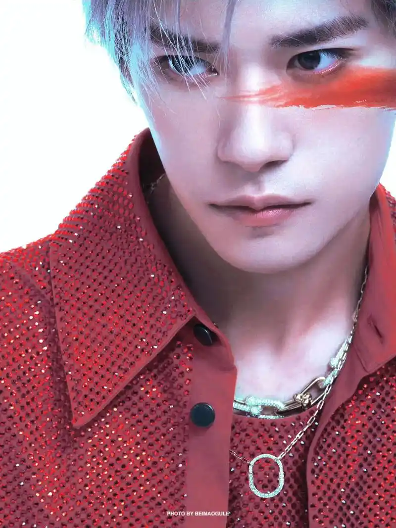 易烊千玺#易烊千玺壁纸 千玺的新壁纸每一张都好好看 存不完 - 抖音