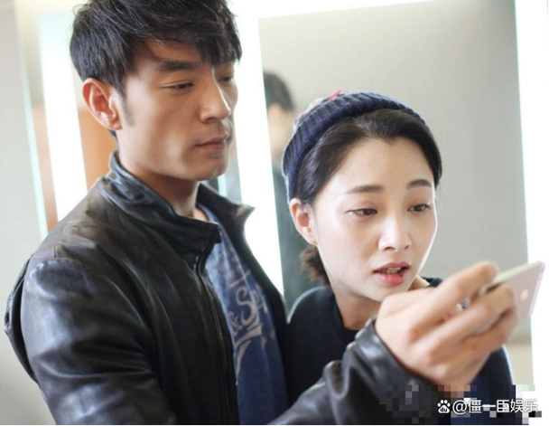 他是郝蕾前夫,爱过王珞丹,负了殷桃,却在38岁时娶了小