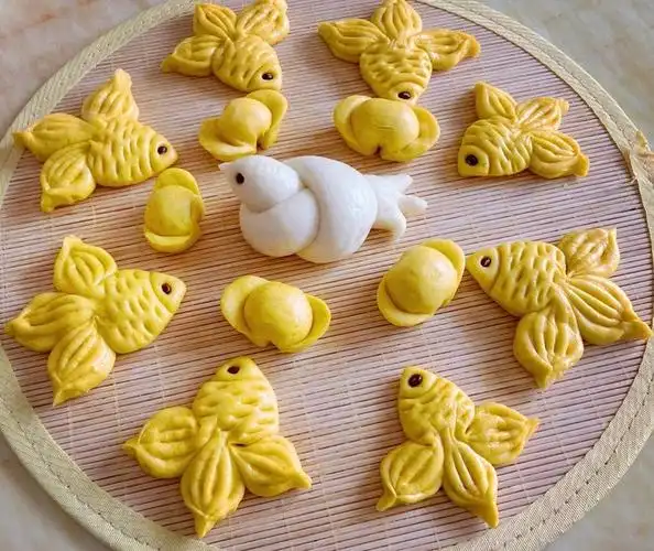 鱼形馒头的做法(鱼形馒头的做法简单的视频)