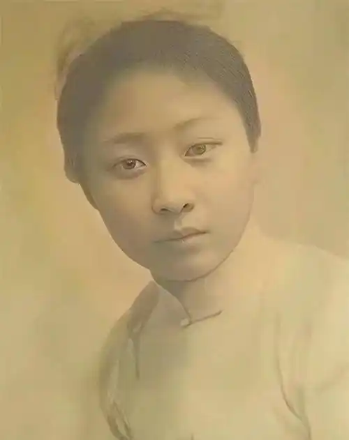 林桂生:扶持黄金荣上位后被抛弃,73岁时孤独死去,身旁无一亲人_上海滩