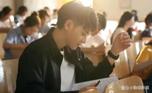 黄子韬才不要和老板谈恋爱陆询有多爱钱唯这三处细节甜到鼾