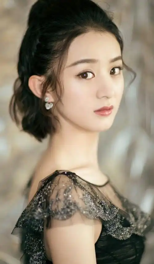 赵丽颖八字刘海图片赵丽颖中餐厅,八字看赵丽颖