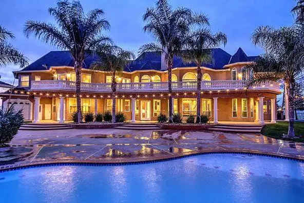 世界上奢侈的3座豪宅一处在中国一处坐拥3个直升机停机坪