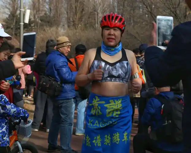 猪年里的光猪跑