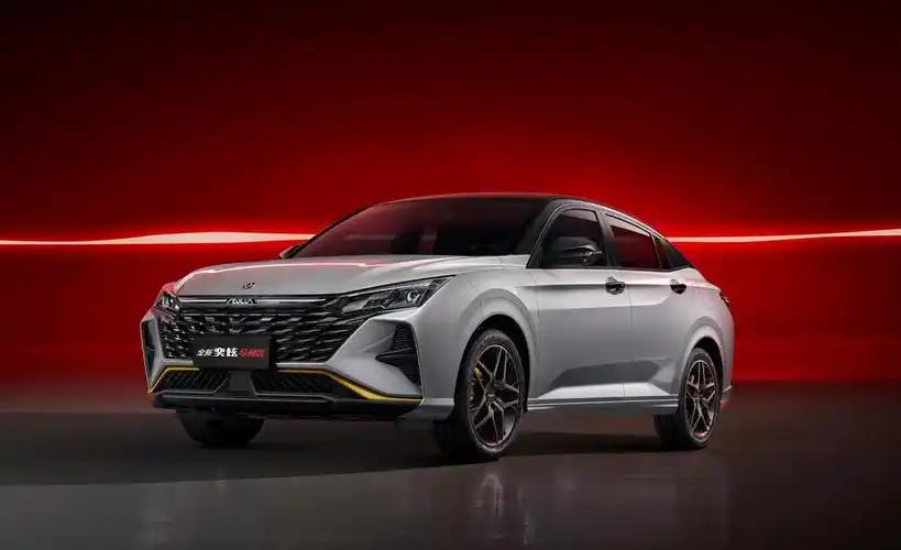 动力|外观内饰动力都有调整,东风风神奕炫马赫版上市售6.49万元起 东