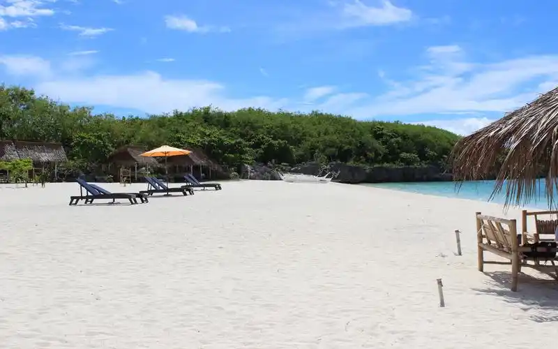 唯美宜人海滩风景桌面壁纸