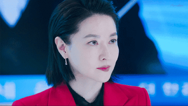 50岁又帅成"人间扳手",姐姐的状态太好_短发_李英爱_李媛