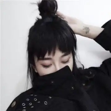 2019伤感个性美女头像大全 把我们的回忆全都扔到原点