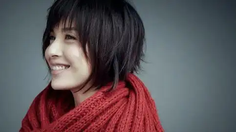 靳东的老婆是深藏不露|靳东|青春不言败|李佳_新浪新闻