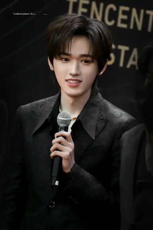 宋亚轩星光大赏##星光大赏红毯##腾讯视频星光大赏