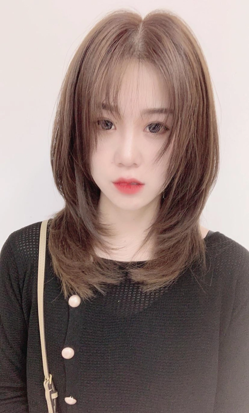 原创赶快来试试这23款发型吧蓬松时尚又减龄告别老气