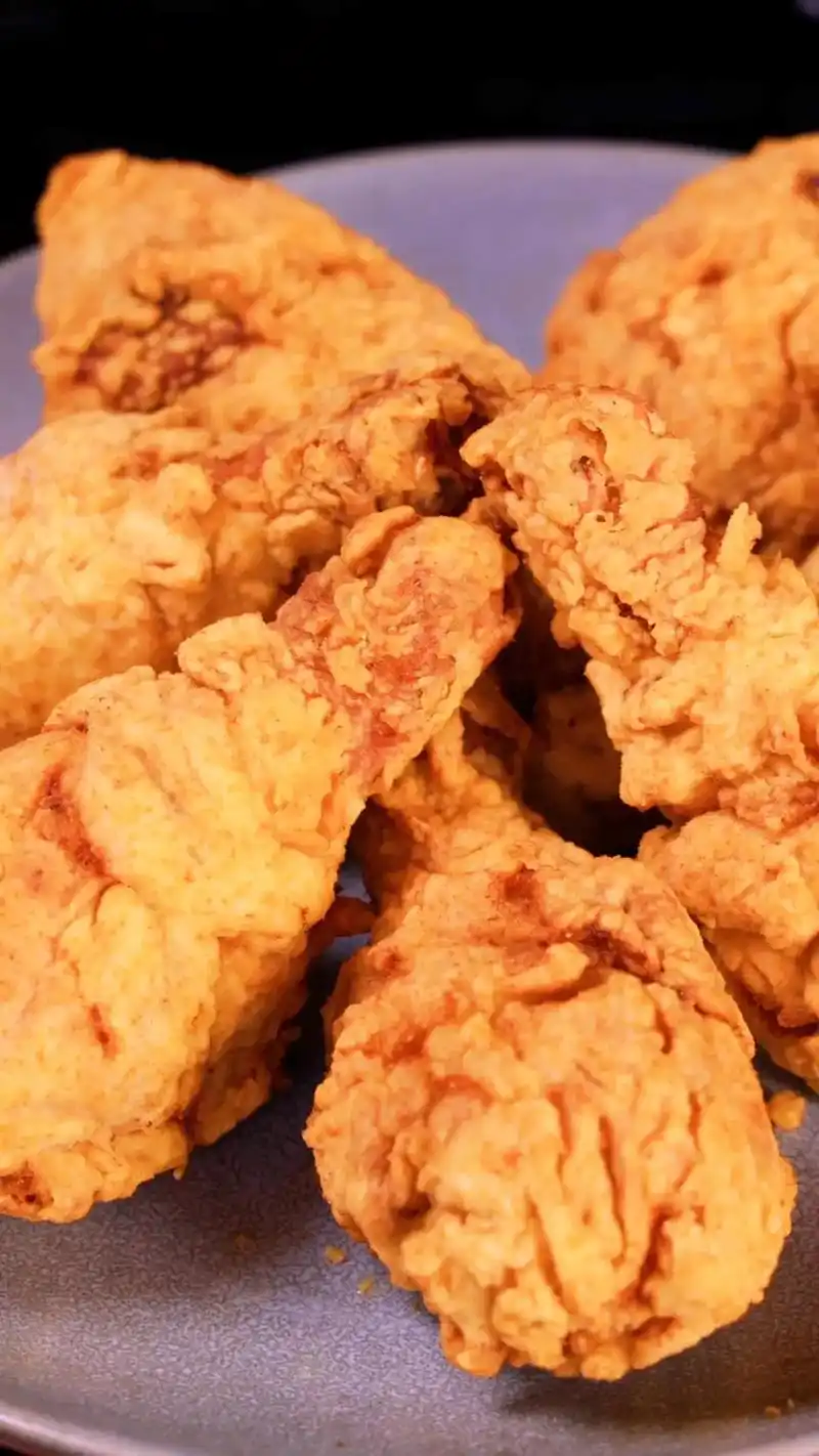 香酥炸鸡腿在家这样制作!再也不用出去吃了!@爷俩儿好菜 @满 - 抖音