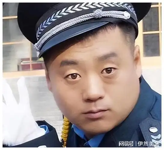 "赵本山徒弟"宋晓峰:走红后将患难妻子宠成宝,女儿是他的骄傲