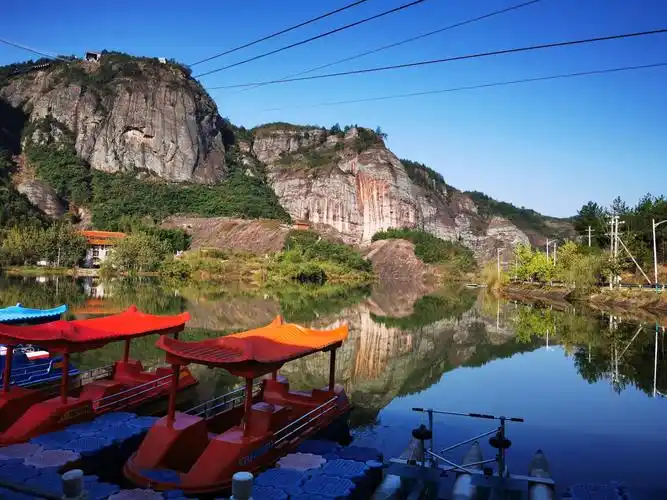 2020年10月22日摄于湖南平江县石牛寨景区