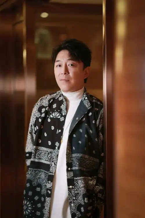 黄渤新歌街舞首秀