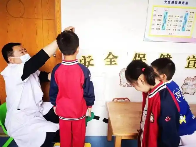 健康体检呵护成长