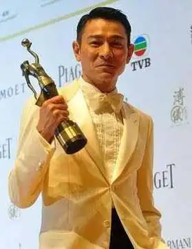 刘德华安慰小鲜肉:我靠脸这么多年,也没人夸演技